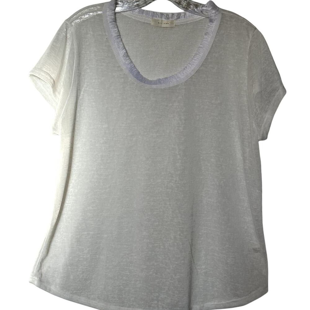 All Row White Short Sleeve Top Wm Sz Large Fringe Detail Neck Classic Minimalist